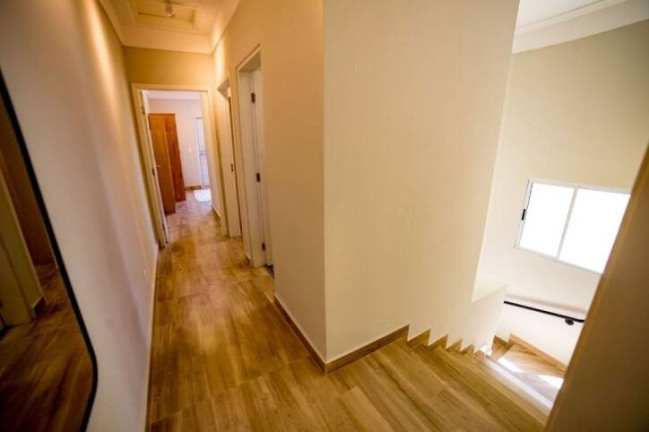 Imagem Sobrado com 3 Quartos à Venda, 107 m² em Jardim Califórnia - Taubaté Imagem Sobrado com 3 Quartos à Venda, 107 m² em Jardim Califórnia - Taubaté
