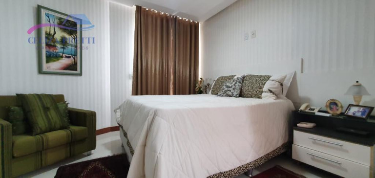 Imagem Apartamento com 4 Quartos à Venda, 211 m² em Centro - Guarapari