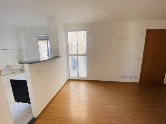 Apartamento com 2 Quartos para Alugar, 40 m² em Parque Imperial - Botucatu
