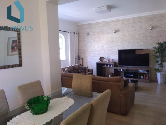 Imagem Casa com 5 Quartos para Alugar, 240 m² em Centro - São Pedro Da Aldeia Imagem Casa com 5 Quartos para Alugar, 240 m² em Centro - São Pedro Da Aldeia