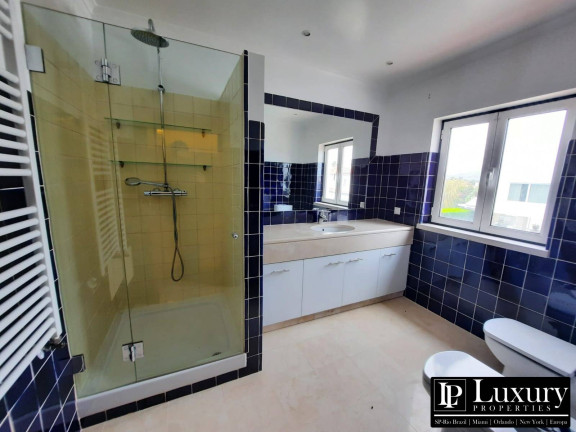 Imagem Casa com 5 Quartos à Venda, 656 m² em Centro - Cascais Imagem Casa com 5 Quartos à Venda, 656 m² em Centro - Cascais