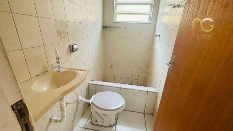 Imagem Casa com 4 Quartos à Venda, 300 m² em Canto Do Forte - Praia Grande Imagem Casa com 4 Quartos à Venda, 300 m² em Canto Do Forte - Praia Grande