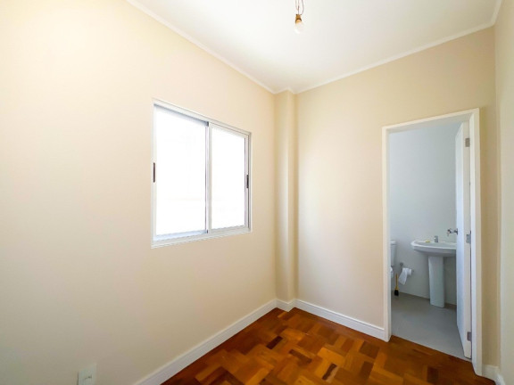 Imagem Apartamento com 4 Quartos à Venda, 226 m² em Moinhos De Vento - Porto Alegre