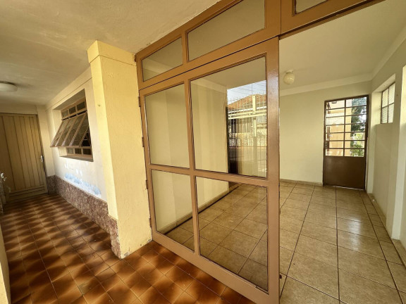 Imagem Casa com 2 Quartos para Alugar, 400 m² em Centro - Botucatu Imagem Casa com 2 Quartos para Alugar, 400 m² em Centro - Botucatu