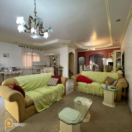Imagem Casa com 4 Quartos à Venda, 300 m² em Terra Nova - Taubaté