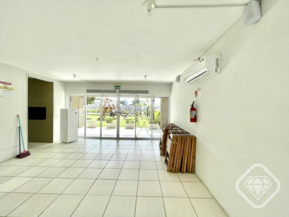 Imagem Apartamento com 2 Quartos à Venda,  em Vila Nova - Porto Alegre