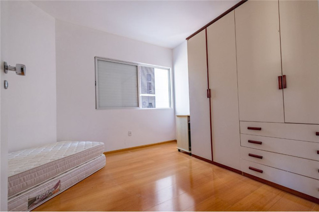 Imagem Imóvel com 2 Quartos à Venda,  em Centro - Florianópolis