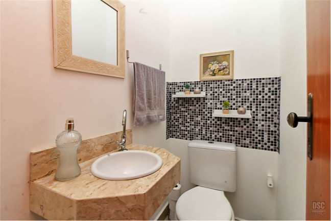 Imagem Casa com 3 Quartos à Venda, em Hípica - Porto Alegre Imagem Casa com 3 Quartos à Venda, em Hípica - Porto Alegre
