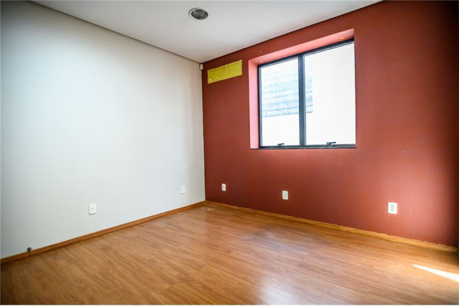 Imagem Sala Comercial à Venda, em Auxiliadora - Porto Alegre Imagem Sala Comercial à Venda, em Auxiliadora - Porto Alegre