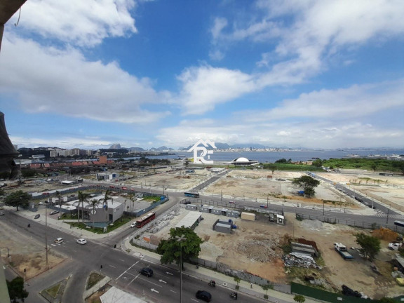 Foto do imóvel Apartamento com 2 Quartos à Venda, 70 m² em Centro - Niterói