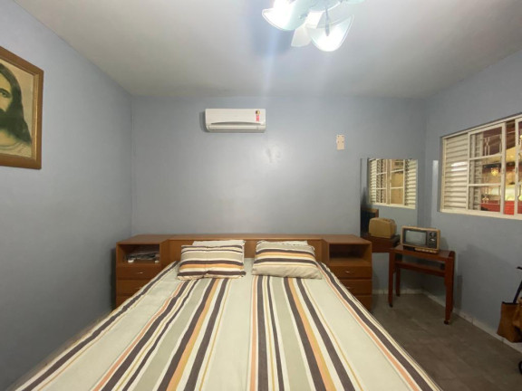 Imagem Casa com 4 Quartos à Venda, 200 m² em São Francisco - Campo Grande Imagem Casa com 4 Quartos à Venda, 200 m² em São Francisco - Campo Grande