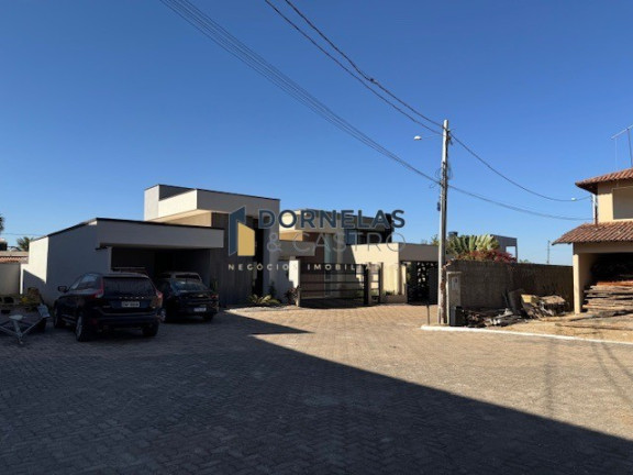 Imagem Casa com 3 Quartos à Venda, 200 m² em Setor Habitacional Arniqueira (águas Claras) - Brasília Imagem Casa com 3 Quartos à Venda, 200 m² em Setor Habitacional Arniqueira (águas Claras) - Brasília