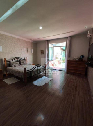 Imagem Casa com 6 Quartos à Venda, 450 m² em Interlagos - São Paulo Imagem Casa com 6 Quartos à Venda, 450 m² em Interlagos - São Paulo