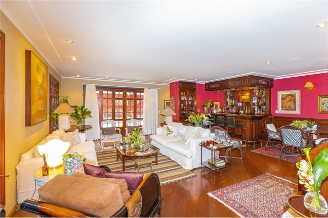 Casa com 4 Quartos à Venda, 423 m² em Alto De Pinheiros - São Paulo