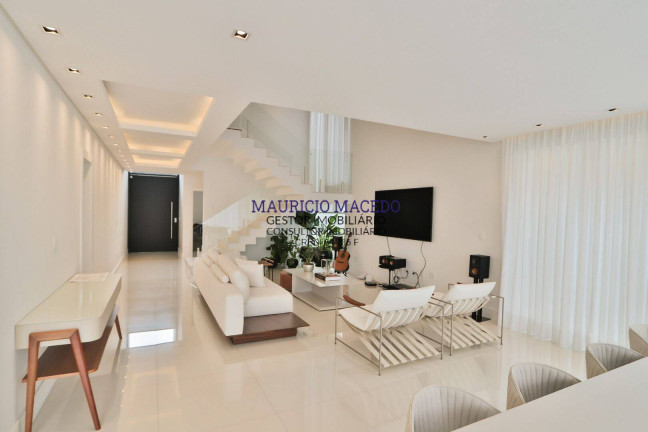 Imagem Casa com 4 Quartos à Venda, 357 m² em Alphaville - Santana De Parnaíba Imagem Casa com 4 Quartos à Venda, 357 m² em Alphaville - Santana De Parnaíba