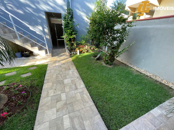 Imagem Casa à Venda, 340 m² em Monte Alegre - Camboriú Imagem Casa à Venda, 340 m² em Monte Alegre - Camboriú