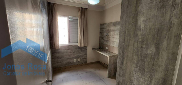 Imagem Apartamento com 3 Quartos à Venda, 85 m² em Jardim Tupanci - Barueri