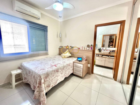 Imagem Casa com 3 Quartos à Venda, 360 m² em Canto Do Forte - Praia Grande Imagem Casa com 3 Quartos à Venda, 360 m² em Canto Do Forte - Praia Grande