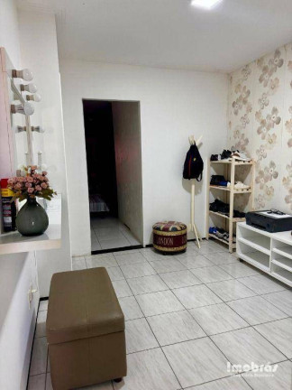 Imagem Casa com 5 Quartos à Venda, 200 m² em Prefeito José Walter - Fortaleza Imagem Casa com 5 Quartos à Venda, 200 m² em Prefeito José Walter - Fortaleza