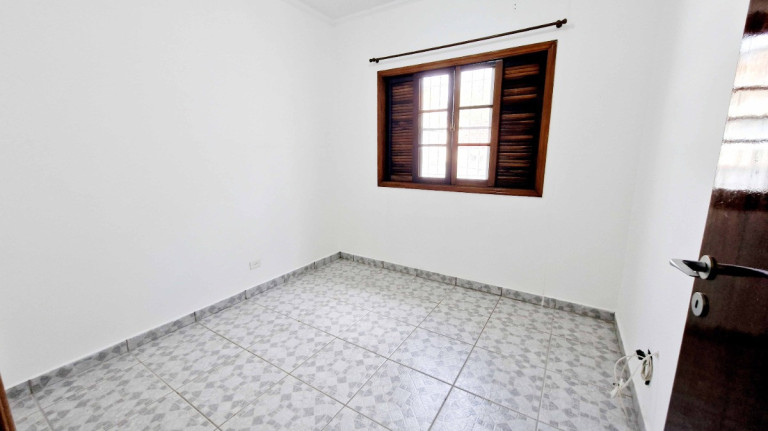 Imagem Casa com 4 Quartos à Venda, 172 m² em Vila Santa Terezinha (zona Norte) - São Paulo Imagem Casa com 4 Quartos à Venda, 172 m² em Vila Santa Terezinha (zona Norte) - São Paulo