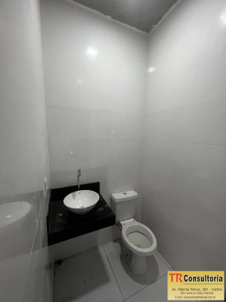 Imagem Casa com 3 Quartos à Venda, 180 m² em Campos Dos Goytacazes Imagem Casa com 3 Quartos à Venda, 180 m² em Campos Dos Goytacazes