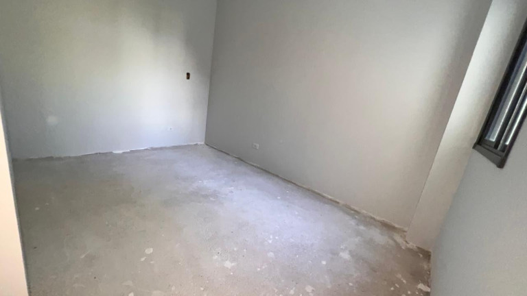Imagem Casa com 3 Quartos à Venda, 169 m² em Uberaba - Curitiba