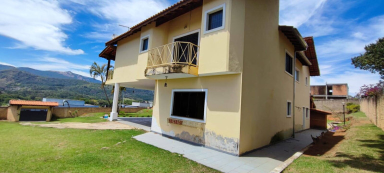 Imagem Casa com 8 Quartos à Venda, 2.000 m² em Jardim Estância Brasil - Atibaia