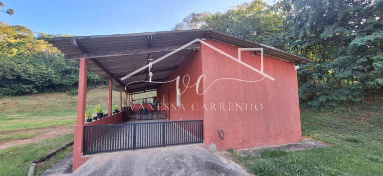 Imagem Imóvel com 2 Quartos à Venda, 4.305 m² em Jardim Camargo (canguera) - São Roque