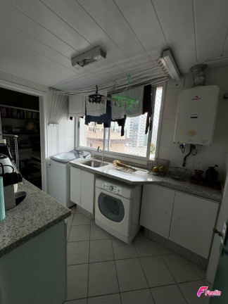 Imagem Apartamento com 4 Quartos à Venda, 154 m² em Centro - Florianópolis Imagem Apartamento com 4 Quartos à Venda, 154 m² em Centro - Florianópolis