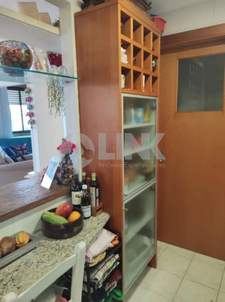 Imagem Apartamento com 3 Quartos à Venda, 87 m² em Passo Da Areia - Porto Alegre Imagem Apartamento com 3 Quartos à Venda, 87 m² em Passo Da Areia - Porto Alegre