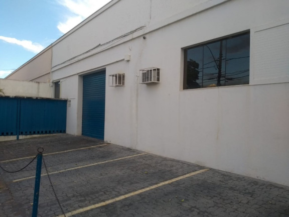 Imóvel Comercial para Alugar, 647 m² em Vila Santo Antônio - Bauru