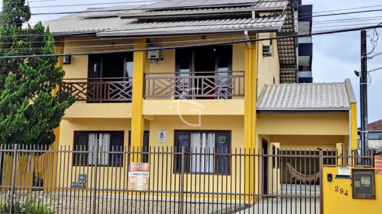Imagem Sobrado com 4 Quartos à Venda, em Guanabara - Joinville Imagem Sobrado com 4 Quartos à Venda, em Guanabara - Joinville