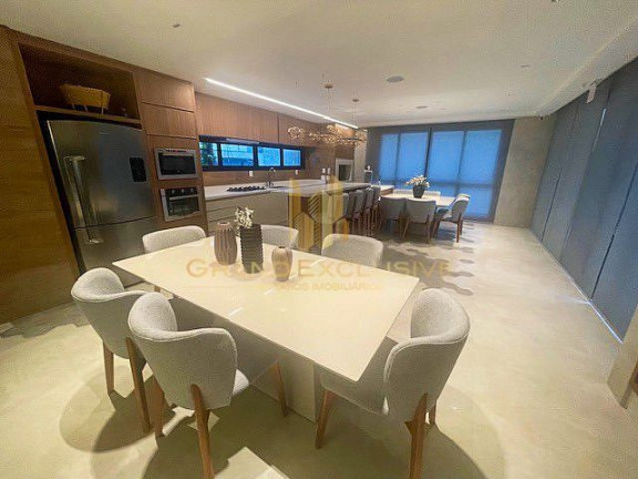 Imagem Apartamento com 4 Quartos à Venda, 132 m² em Centro - Balneário Camboriú Imagem Apartamento com 4 Quartos à Venda, 132 m² em Centro - Balneário Camboriú