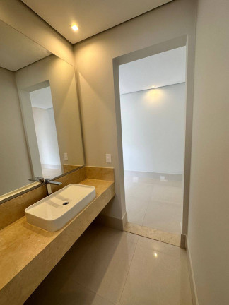 Imagem Casa com 4 Quartos à Venda, 371 m² em Alphaville - Santana De Parnaíba Imagem Casa com 4 Quartos à Venda, 371 m² em Alphaville - Santana De Parnaíba