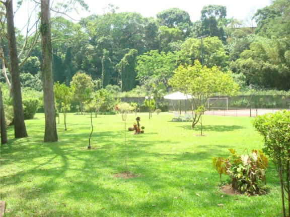 Imagem Casa com 5 Quartos à Venda, 781 m² em Parque Silvino Pereira - Cotia Imagem Casa com 5 Quartos à Venda, 781 m² em Parque Silvino Pereira - Cotia