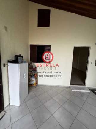 Imagem Casa com 4 Quartos à Venda, 197 m² em Vila Zezé - Jacareí Imagem Casa com 4 Quartos à Venda, 197 m² em Vila Zezé - Jacareí