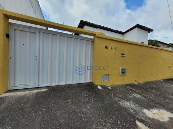 Casa com 4 Quartos à Venda, 165 m² em Itaperi - Fortaleza