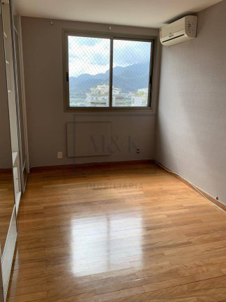Imagem Apartamento com 4 Quartos à Venda, 170 m² em Barra Da Tijuca - Rio De Janeiro Imagem Apartamento com 4 Quartos à Venda, 170 m² em Barra Da Tijuca - Rio De Janeiro