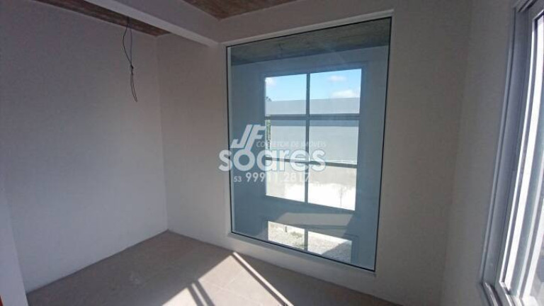 Imagem Sobrado com 2 Quartos à Venda, 110 m² em Laranjal - Pelotas Imagem Sobrado com 2 Quartos à Venda, 110 m² em Laranjal - Pelotas