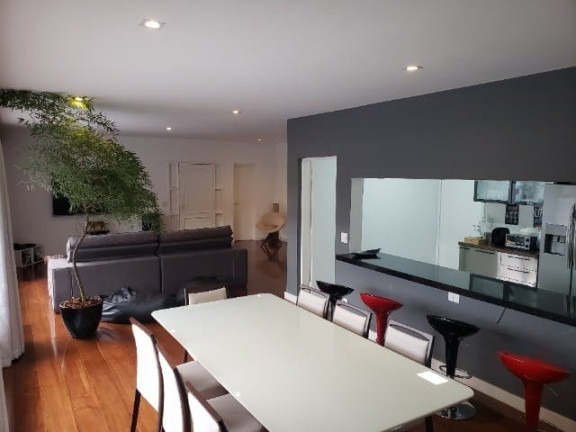 Casa com 5 Quartos à Venda, 310 m² em Morumbi - São Paulo