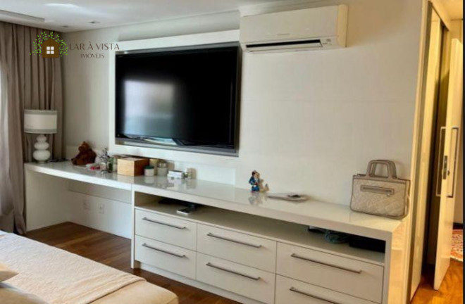 Imagem Apartamento com 3 Quartos à Venda, 335 m² em Vila Uberabinha - São Paulo
