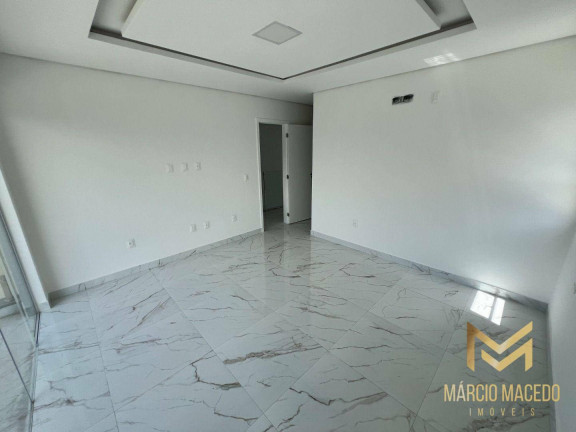 Imagem Casa com 4 Quartos à Venda, 251 m² em Cidade Alpha - Eusébio