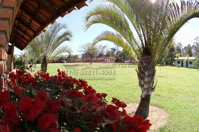 Imagem Chácara com 9 Quartos à Venda, 1 m² em Centro - Boituva
