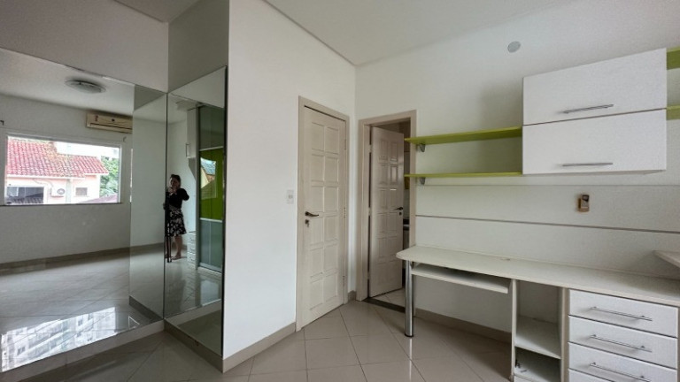 Imagem Casa com 4 Quartos à Venda, 263 m² em Ponta Negra - Manaus