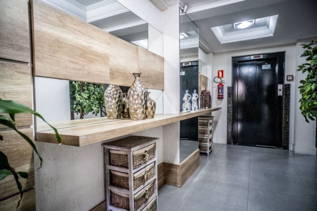 Imóvel com 3 Quartos à Venda, 255 m² em Jardim Itu - Porto Alegre