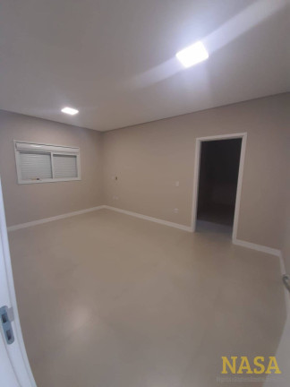Imagem Casa com 3 Quartos à Venda, 365 m² em Jardim Itália - Cuiabá