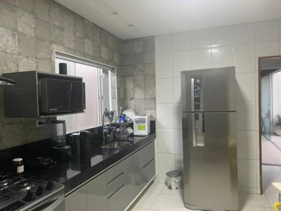 Casa com 3 Quartos à Venda, 250 m² em Parque São Cristóvão - Taubaté