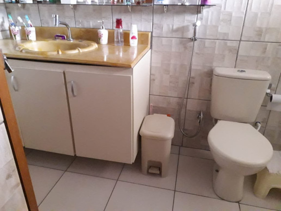Imagem Casa com 3 Quartos à Venda, 161 m² em Itaperu - Teresina