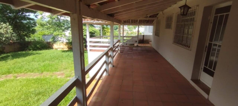 Imagem Casa com 3 Quartos à Venda, 200 m² em Jardim Dos Pinheiros - Atibaia Imagem Casa com 3 Quartos à Venda, 200 m² em Jardim Dos Pinheiros - Atibaia