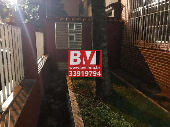Imagem Casa com 5 Quartos à Venda, 384 m² em Vila Kosmos - Rio De Janeiro Imagem Casa com 5 Quartos à Venda, 384 m² em Vila Kosmos - Rio De Janeiro
